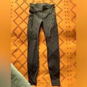 Lululemon Power Thru High Rise Tight 28”